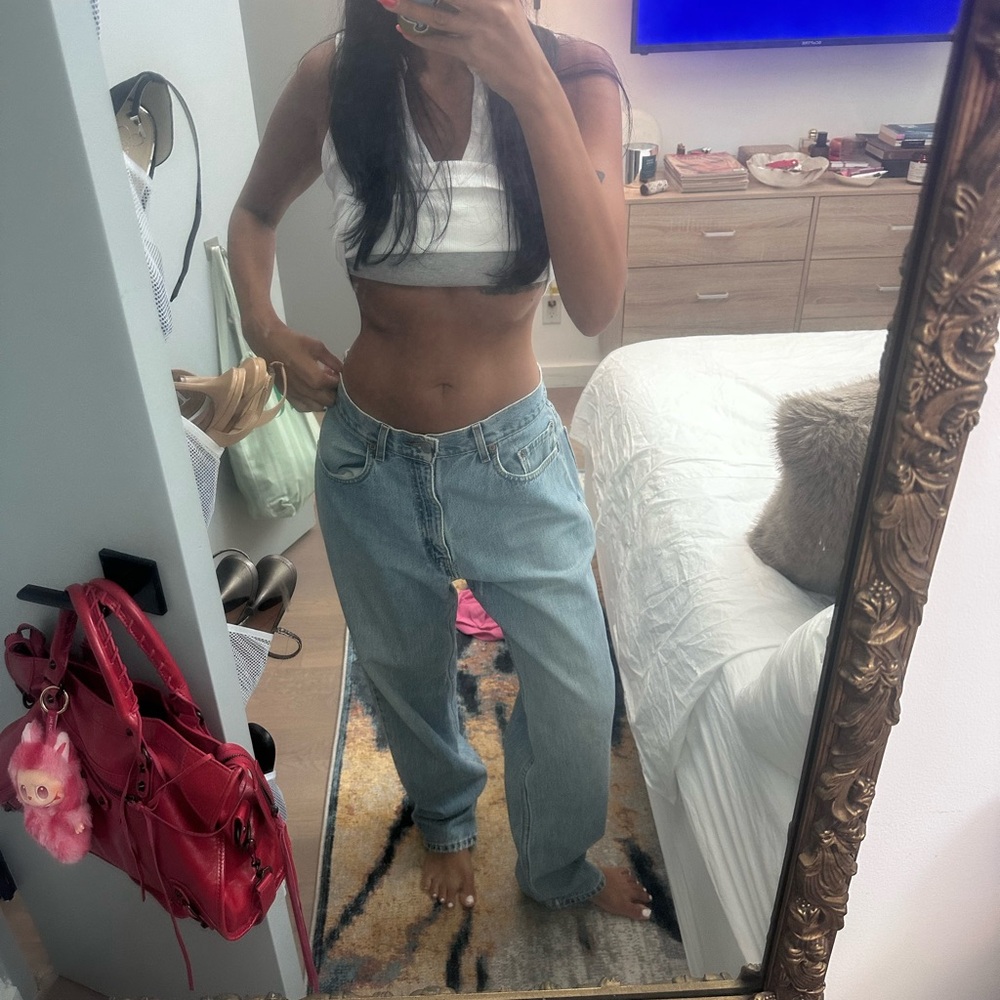 Vintage Levi’s 550s size 34 waist 32 length